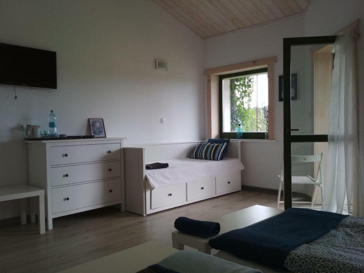 Chamedafne W Puszczy Kampinoskiej Brochów Exterior foto